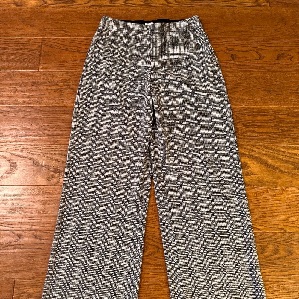 Max Studio Black and White Checkered Trousers‎